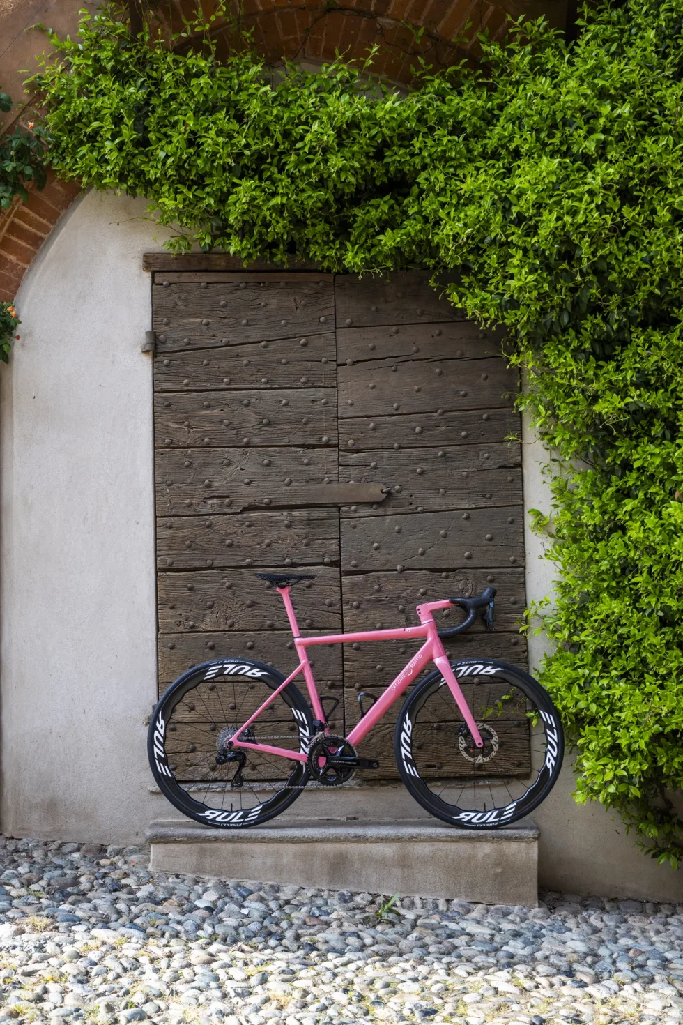 Lemma Pink realizzazione custom Officine Mattio